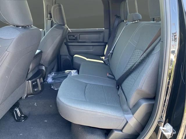 2025 Ram 2500 Tradesman Crew Cab 4x4 6'4" Box
