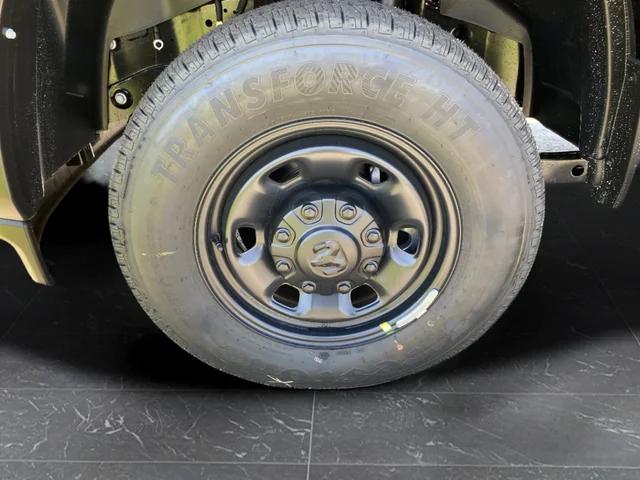 2025 Ram 2500 Tradesman Crew Cab 4x4 6'4" Box