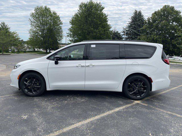 2025 Chrysler Pacifica PACIFICA LIMITED