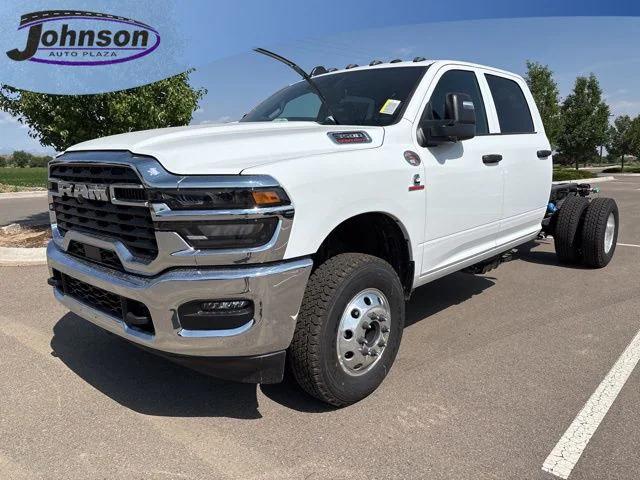 2025 RAM Ram 3500 Chassis Cab RAM 3500 TRADESMAN CREW CAB CHASSIS 4X4 60 CA 2025 RAM Ram 3500 Chassis Cab RAM 3500 TRADESMAN CREW CAB CHASSIS 4X4 60 CA