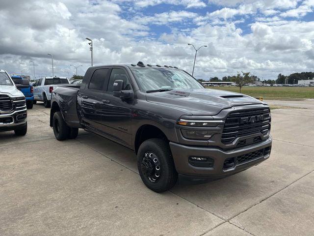 2025 RAM Ram 3500 RAM 3500 LARAMIE MEGA CAB 4X4 64 BOX 2025 RAM Ram 3500 RAM 3500 LARAMIE MEGA CAB 4X4 64 BOX