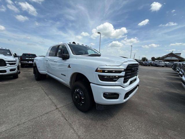 2025 RAM Ram 3500 RAM 3500 LARAMIE MEGA CAB 4X4 64 BOX 2025 RAM Ram 3500 RAM 3500 LARAMIE MEGA CAB 4X4 64 BOX