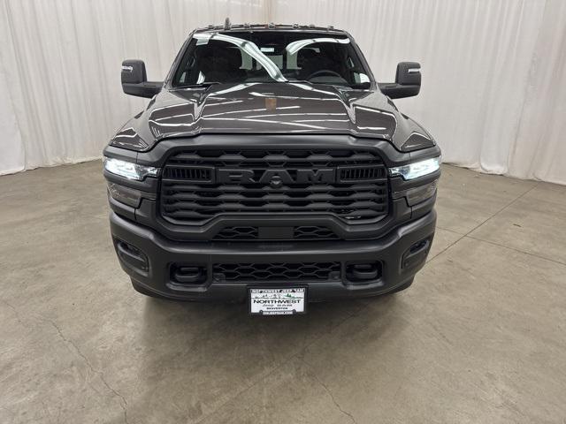 2025 RAM Ram 3500 RAM 3500 TRADESMAN CREW CAB 4X4 8 BOX