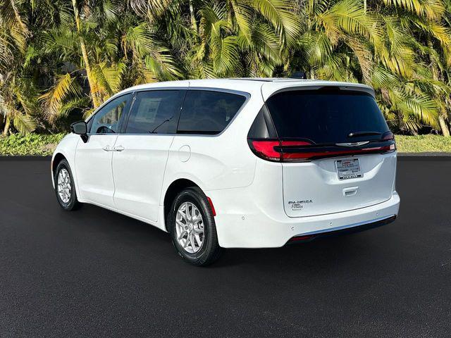 2025 Chrysler Pacifica PACIFICA SELECT
