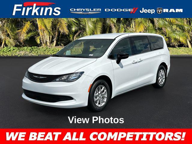 2025 Chrysler Voyager VOYAGER LX