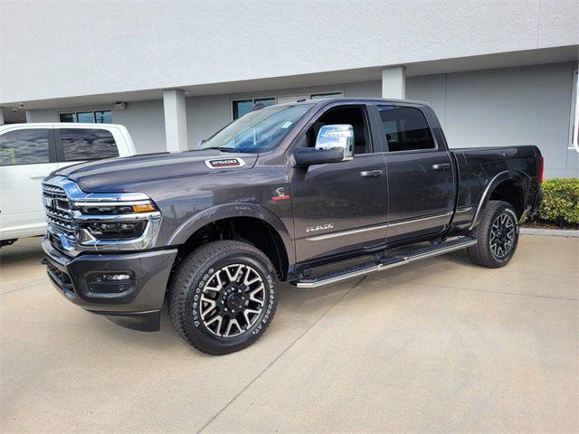 2025 RAM Ram 2500 RAM 2500 LIMITED CREW CAB 4X4 64 BOX