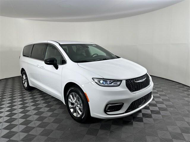 2025 Chrysler Pacifica PACIFICA SELECT AWD