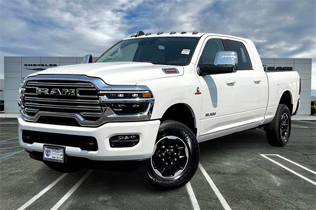 2025 RAM Ram 2500 RAM 2500 LARAMIE MEGA CAB 4X4 64 BOX