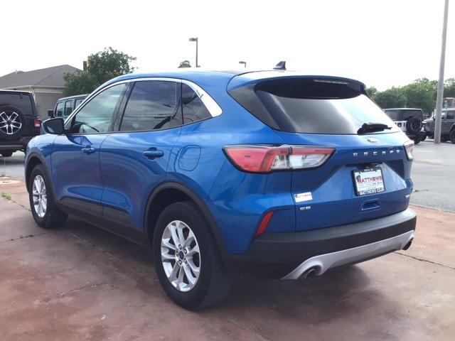 2020 Ford Escape SE