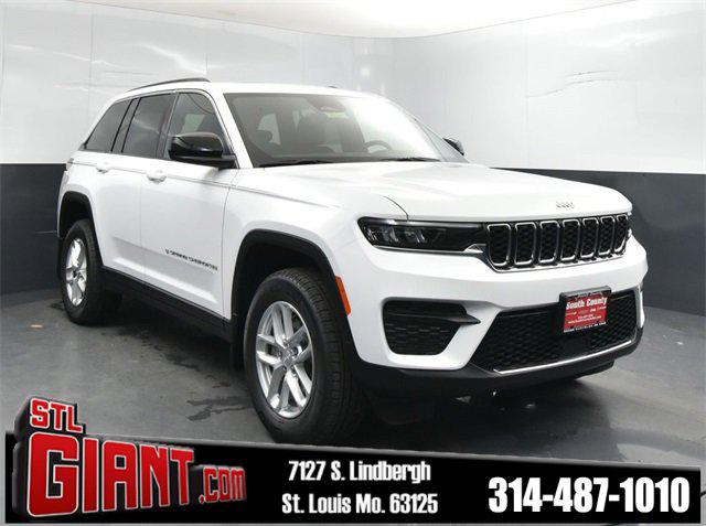 2025 Jeep Grand Cherokee GRAND CHEROKEE LAREDO X 4X4