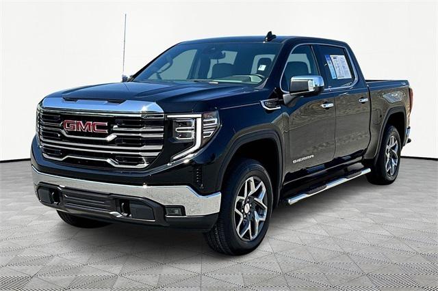 2023 GMC Sierra 1500 4WD Crew Cab Short Box SLT