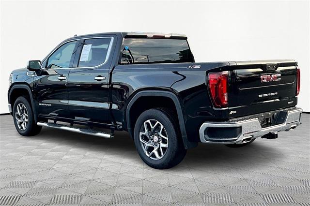 2023 GMC Sierra 1500 4WD Crew Cab Short Box SLT
