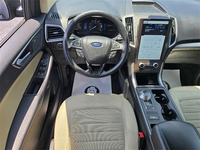 2021 Ford Edge SE