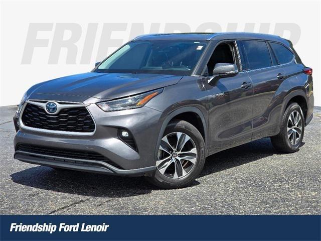 2021 Toyota Highlander Hybrid XLE