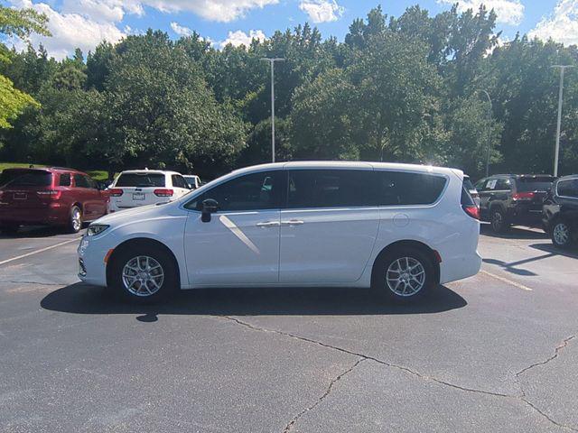 2025 Chrysler Pacifica PACIFICA SELECT