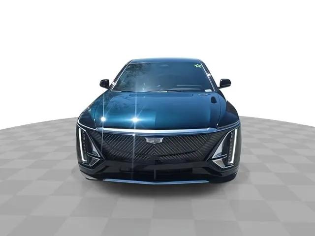2025 Cadillac iQ Luxury w/1SE