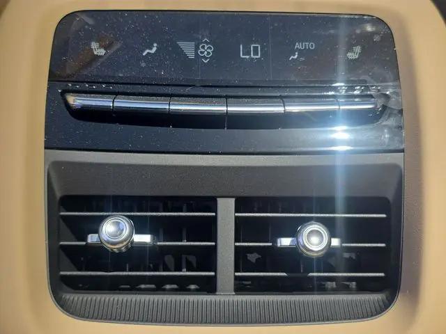 2025 Cadillac iQ Luxury w/1SE