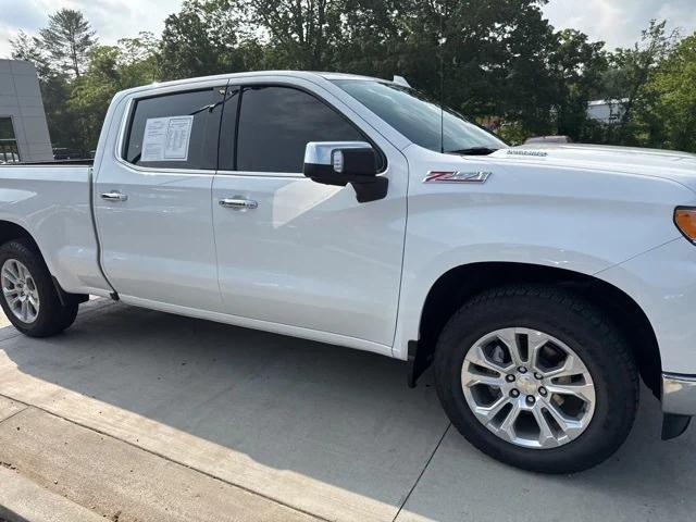 2023 Chevrolet Silverado 1500 4WD Crew Cab Standard Bed LTZ