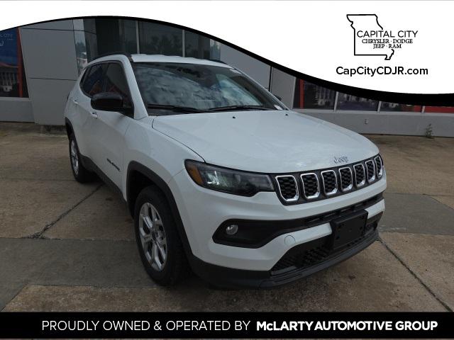 2025 Jeep Compass COMPASS LATITUDE 4X4