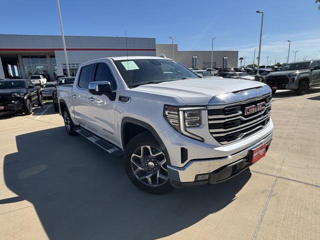 2023 GMC Sierra 1500 4WD Crew Cab Short Box SLT 2023 GMC Sierra 1500 4WD Crew Cab Short Box SLT