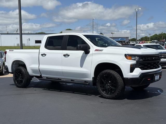 2022 Chevrolet Silverado 1500 4WD Crew Cab Standard Bed Custom Trail Boss
