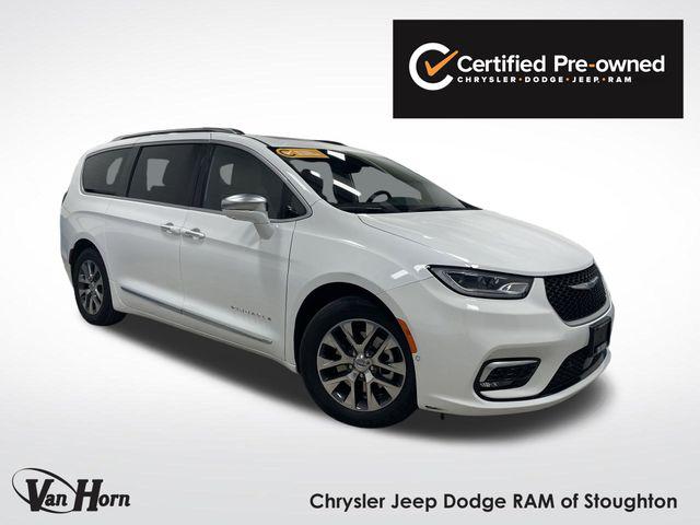 2024 Chrysler Pacifica Hybrid Pinnacle