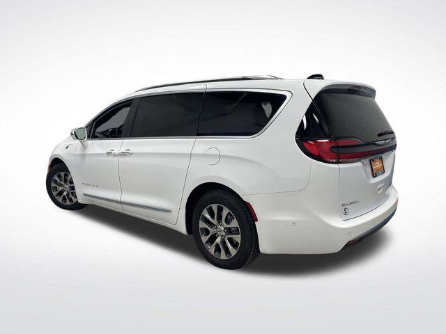 2024 Chrysler Pacifica Hybrid Pinnacle
