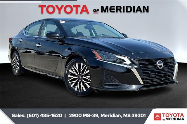 2023 Nissan Altima SV FWD