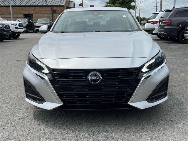 2023 Nissan Altima SL FWD