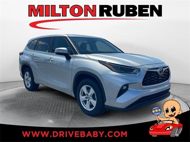 2023 Toyota Highlander LE