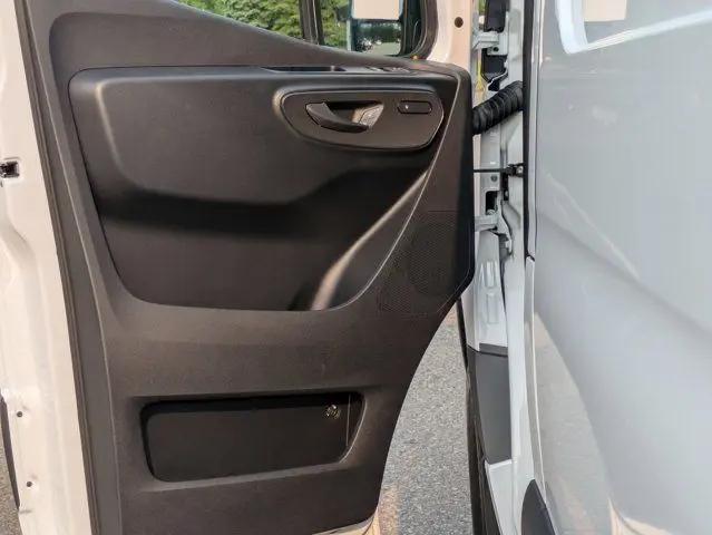 2025 Mercedes-Benz Sprinter 2500 Standard Roof 4-Cyl Diesel