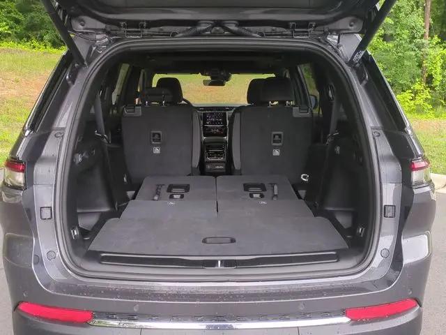 2025 Jeep Grand Cherokee L Laredo X 4x4
