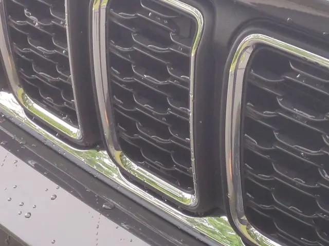 2025 Jeep Grand Cherokee L Laredo X 4x4