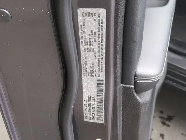 2025 Jeep Grand Cherokee L Laredo X 4x4