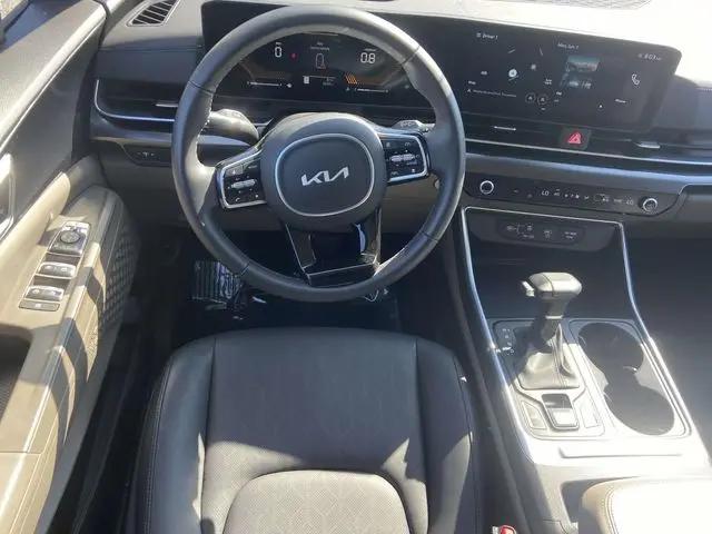 2025 Kia Carnival MPV LXS