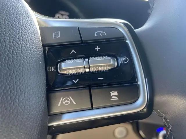 2025 Kia Carnival MPV LXS