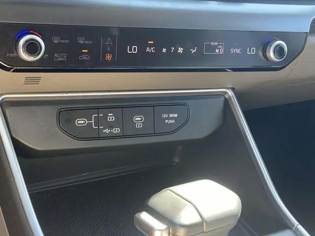 2025 Kia Carnival MPV LXS