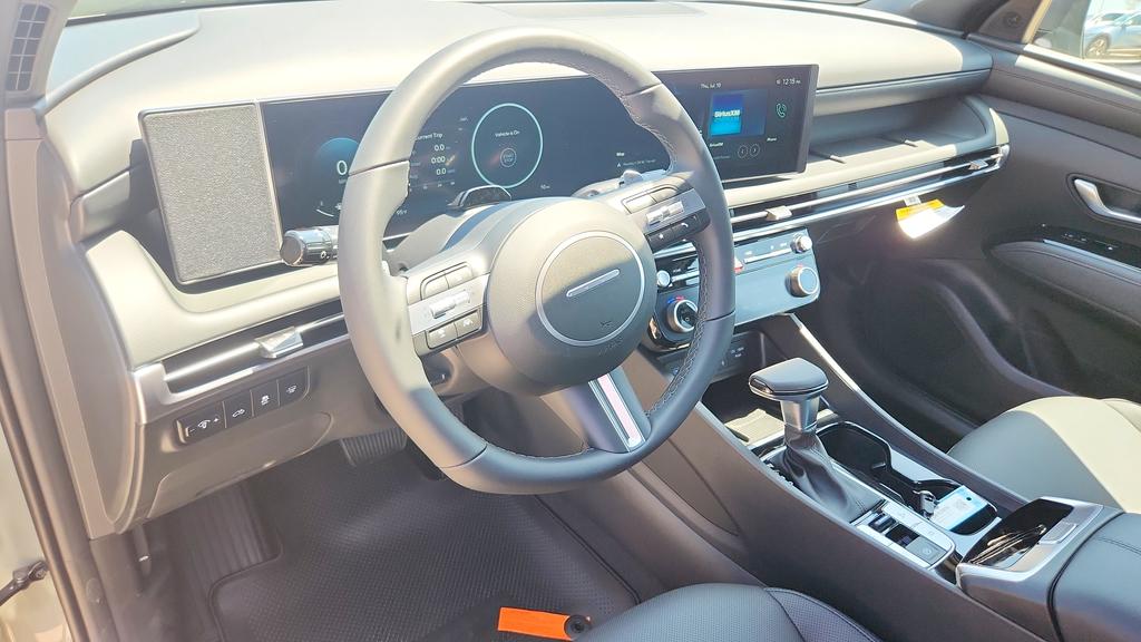 2025 Hyundai Santa Cruz XRT - Photo 9