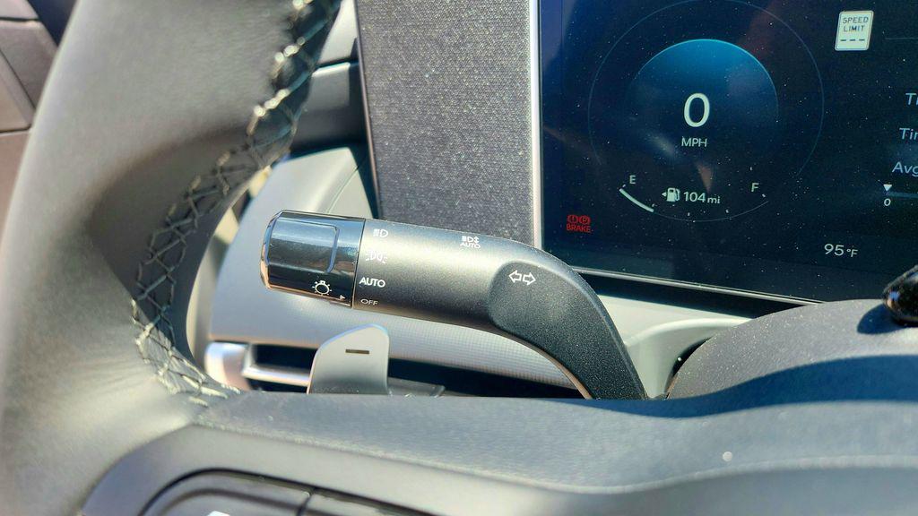 2025 Hyundai Santa Cruz XRT - Photo 15