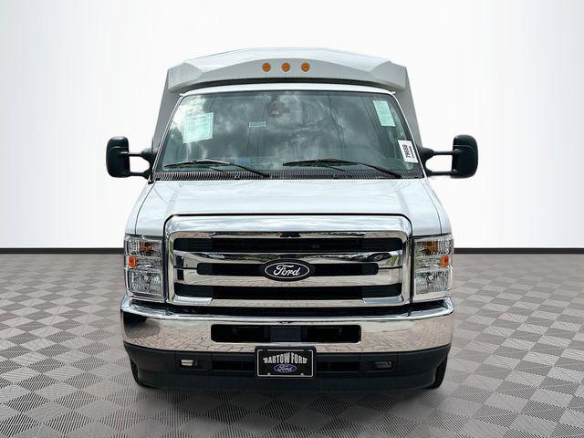 2026 Ford E-350 Cutaway Base