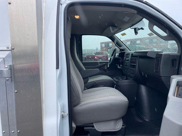 2025 Chevrolet Express Cutaway Work Van