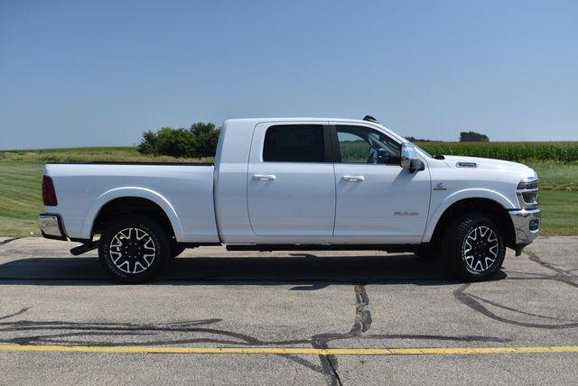 2025 RAM Ram 3500 RAM 3500 LIMITED LONGHORN MEGA CAB 4X4 64 BOX