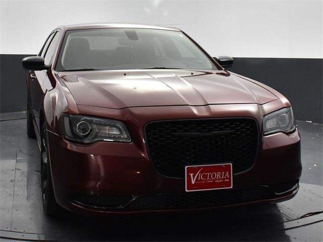 2023 Chrysler 300 Touring