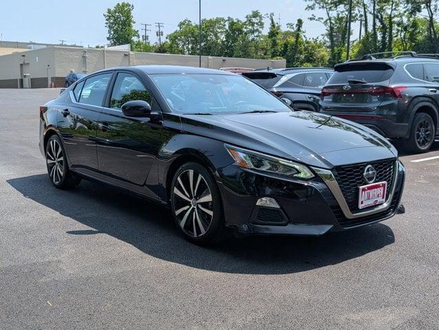 2022 Nissan Altima SR FWD