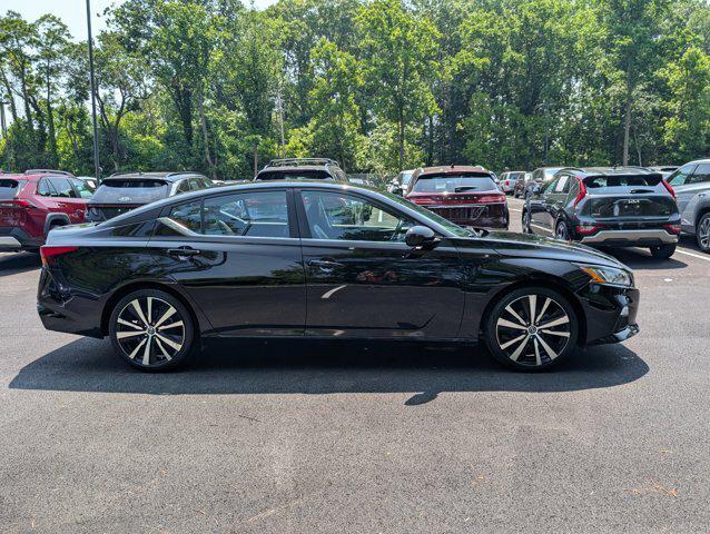 2022 Nissan Altima SR FWD
