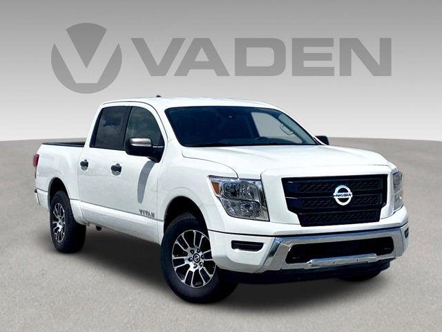 2022 Nissan TITAN Crew Cab SV 4x4