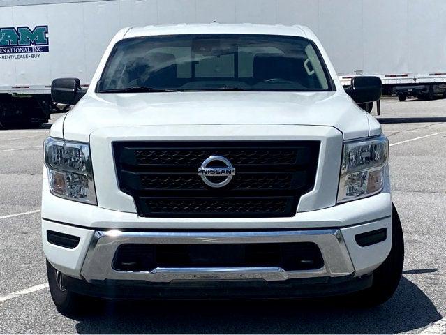 2022 Nissan TITAN Crew Cab SV 4x4