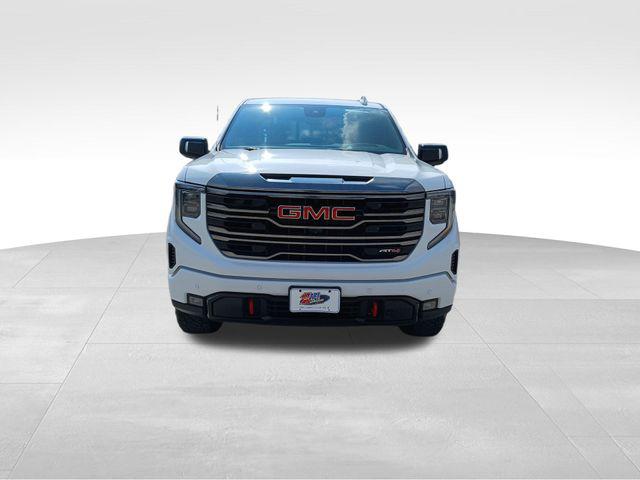 2024 GMC Sierra 1500 4WD Crew Cab Short Box AT4