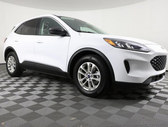 2022 Ford Escape SE Hybrid