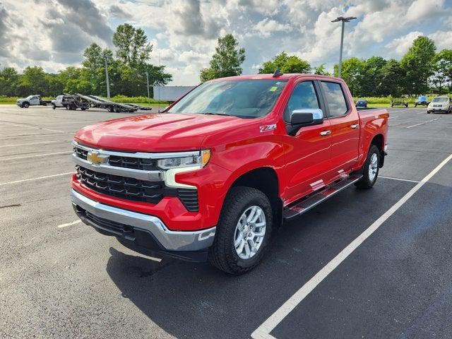 2023 Chevrolet Silverado 1500 4WD Crew Cab Standard Bed LT